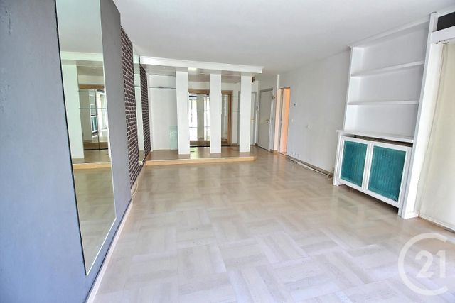 Afficher la photo en grand Appartement F2 à vendre - 2 pièces - 62.62 m2 - NICE - 06 - PROVENCE-ALPES-COTE-D-AZUR - Century 21 Optimmo