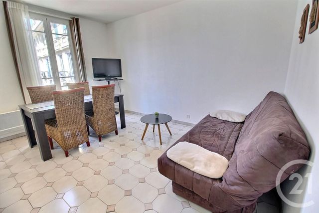 Afficher la photo en grand Appartement F2 à vendre - 2 pièces - 40.03 m2 - NICE - 06 - PROVENCE-ALPES-COTE-D-AZUR - Century 21 Optimmo