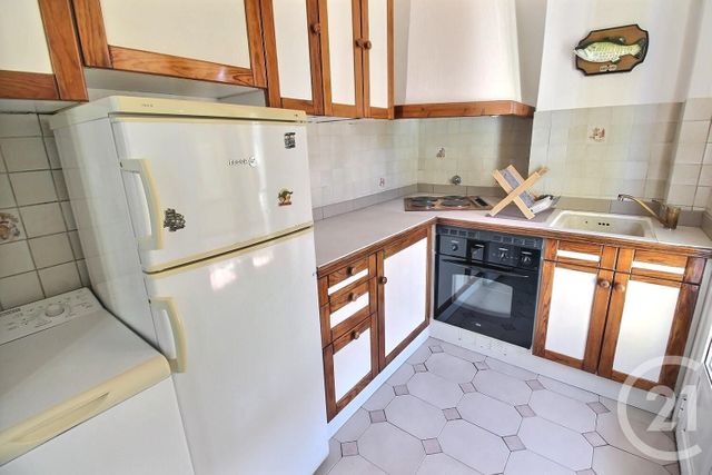Afficher la photo en grand Appartement F2 à vendre - 2 pièces - 40.03 m2 - NICE - 06 - PROVENCE-ALPES-COTE-D-AZUR - Century 21 Optimmo