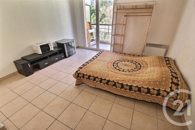 Studio à vendre - 1 pièce - 18.2 m2 - NICE - 06 - PROVENCE-ALPES-COTE-D-AZUR - Century 21 Optimmo Studio à vendre - 1 pièce - 18.2 m2 - NICE - 06 - PROVENCE-ALPES-COTE-D-AZUR - Century 21 Optimmo