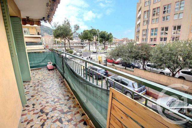 Afficher la photo en grand Appartement F3 à vendre - 3 pièces - 58.0 m2 - NICE - 06 - PROVENCE-ALPES-COTE-D-AZUR - Century 21 Optimmo