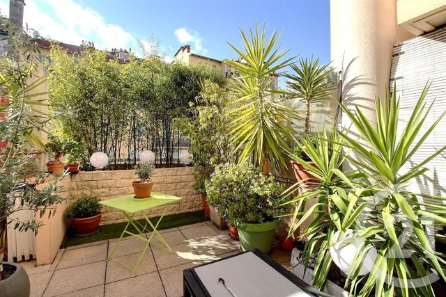 Appartement F4 à vendre - 4 pièces - 81.0 m2 - NICE - 06 - PROVENCE-ALPES-COTE-D-AZUR - Century 21 Optimmo Appartement F4 à vendre - 4 pièces - 81.0 m2 - NICE - 06 - PROVENCE-ALPES-COTE-D-AZUR - Century 21 Optimmo