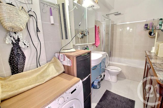 Afficher la photo en grand Appartement F2 à vendre - 2 pièces - 36.0 m2 - NICE - 06 - PROVENCE-ALPES-COTE-D-AZUR - Century 21 Optimmo