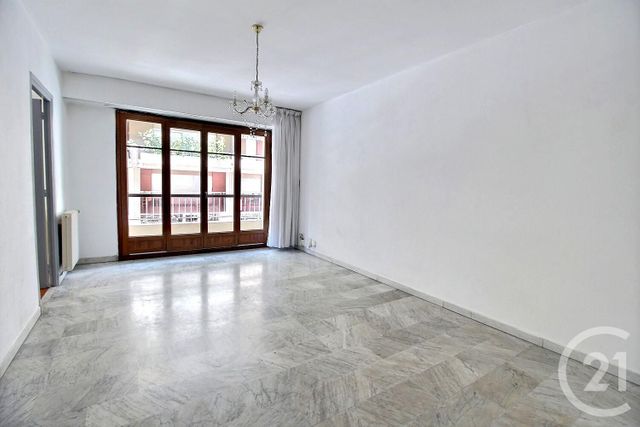 Appartement F2 à vendre - 2 pièces - 53.0 m2 - NICE - 06 - PROVENCE-ALPES-COTE-D-AZUR - Century 21 Optimmo Appartement F2 à vendre - 2 pièces - 53.0 m2 - NICE - 06 - PROVENCE-ALPES-COTE-D-AZUR - Century 21 Optimmo