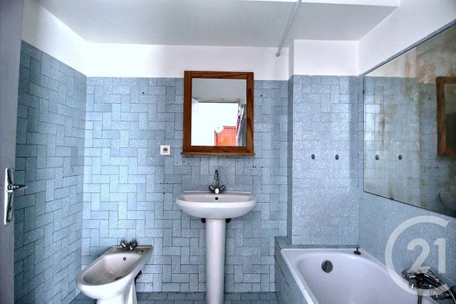 Appartement F2 à vendre - 2 pièces - 53.0 m2 - NICE - 06 - PROVENCE-ALPES-COTE-D-AZUR - Century 21 Optimmo Appartement F2 à vendre - 2 pièces - 53.0 m2 - NICE - 06 - PROVENCE-ALPES-COTE-D-AZUR - Century 21 Optimmo