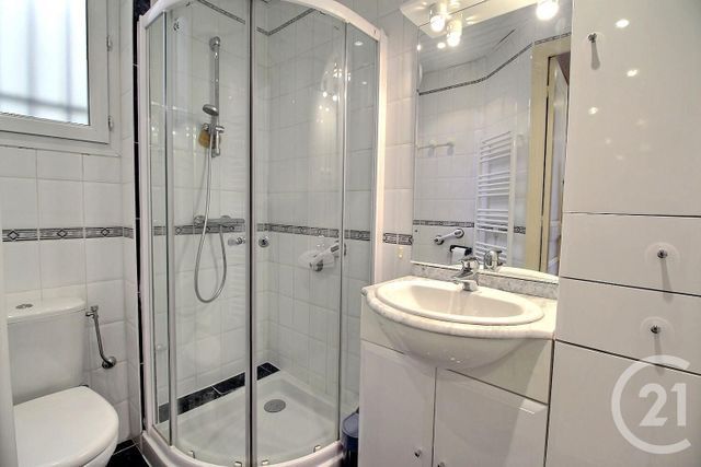 Afficher la photo en grand Appartement F3 à vendre - 3 pièces - 60.69 m2 - NICE - 06 - PROVENCE-ALPES-COTE-D-AZUR - Century 21 Optimmo