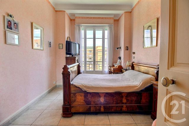 Afficher la photo en grand Appartement F3 à vendre - 3 pièces - 60.69 m2 - NICE - 06 - PROVENCE-ALPES-COTE-D-AZUR - Century 21 Optimmo
