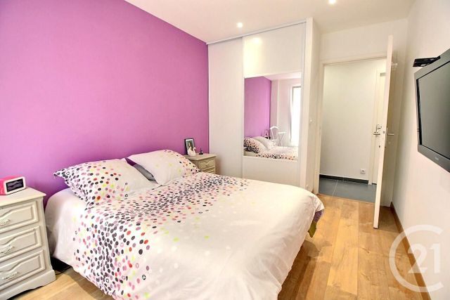 Afficher la photo en grand Appartement F4 à vendre - 4 pièces - 71.14 m2 - NICE - 06 - PROVENCE-ALPES-COTE-D-AZUR - Century 21 Optimmo