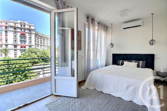Afficher la photo en grand Appartement F3 à vendre - 3 pièces - 55.0 m2 - NICE - 06 - PROVENCE-ALPES-COTE-D-AZUR - Century 21 Optimmo