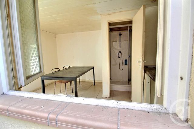 Afficher la photo en grand Appartement F1 à vendre - 1 pièce - 12.0 m2 - NICE - 06 - PROVENCE-ALPES-COTE-D-AZUR - Century 21 Optimmo