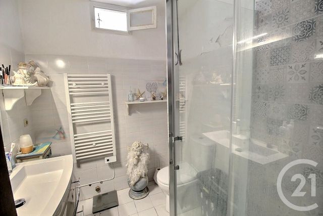 Afficher la photo en grand Appartement F3 à vendre - 3 pièces - 53.0 m2 - NICE - 06 - PROVENCE-ALPES-COTE-D-AZUR - Century 21 Optimmo