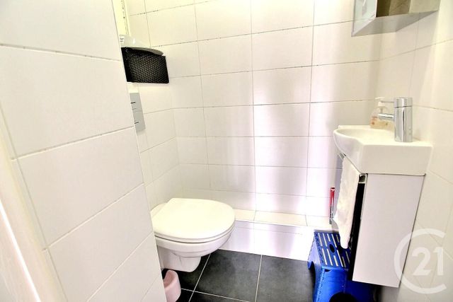 Afficher la photo en grand Appartement F3 à vendre - 3 pièces - 69.0 m2 - NICE - 06 - PROVENCE-ALPES-COTE-D-AZUR - Century 21 Optimmo