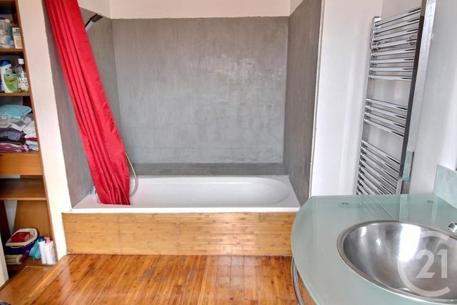 Afficher la photo en grand Appartement F4 à vendre - 4 pièces - 87.0 m2 - NICE - 06 - PROVENCE-ALPES-COTE-D-AZUR - Century 21 Optimmo