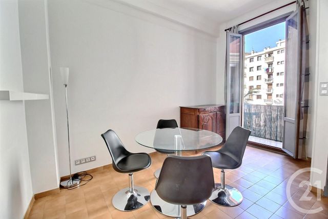 Appartement F3 à vendre - 3 pièces - 47.05 m2 - NICE - 06 - PROVENCE-ALPES-COTE-D-AZUR - Century 21 Optimmo
