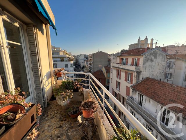 Appartement F3 à vendre - 3 pièces - 57.45 m2 - NICE - 06 - PROVENCE-ALPES-COTE-D-AZUR - Century 21 Optimmo