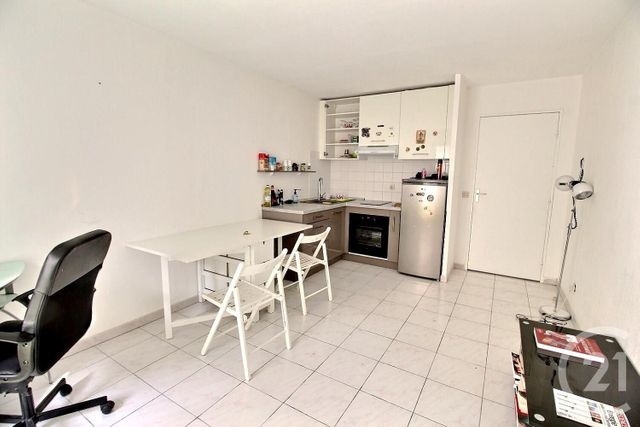 Appartement F1 à vendre - 1 pièce - 31.0 m2 - NICE - 06 - PROVENCE-ALPES-COTE-D-AZUR - Century 21 Optimmo