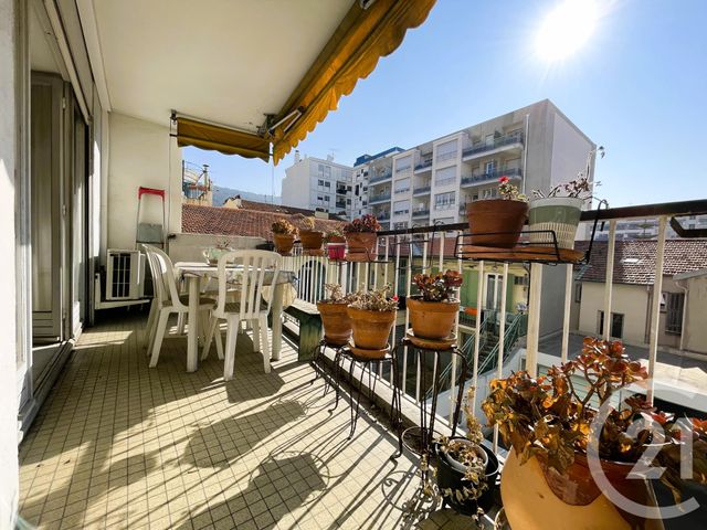 Appartement F4 à vendre - 4 pièces - 89.7 m2 - NICE - 06 - PROVENCE-ALPES-COTE-D-AZUR - Century 21 Optimmo