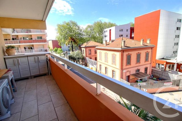 Appartement F1 à vendre - 1 pièce - 30.46 m2 - NICE - 06 - PROVENCE-ALPES-COTE-D-AZUR - Century 21 Optimmo