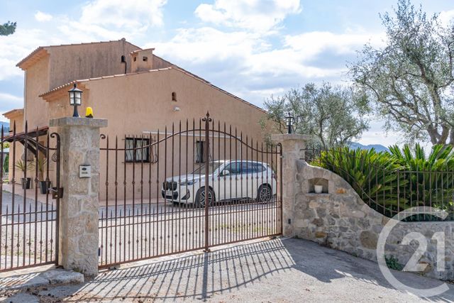 maison à vendre - 6 pièces - 197.25 m2 - LEVENS - 06 - PROVENCE-ALPES-COTE-D-AZUR - Century 21 Optimmo