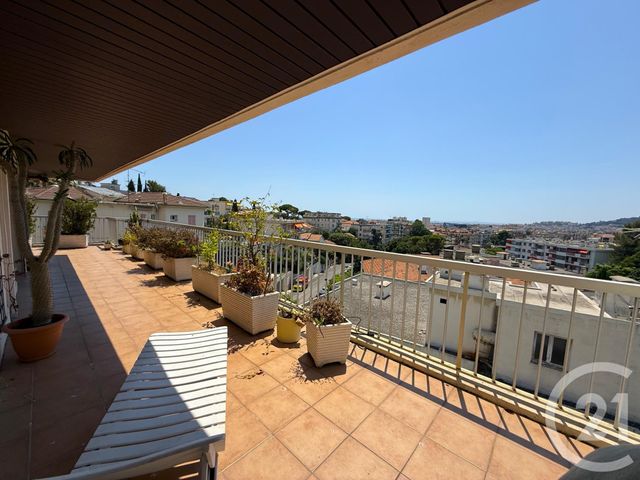 Appartement F5 à vendre - 5 pièces - 135.03 m2 - NICE - 06 - PROVENCE-ALPES-COTE-D-AZUR - Century 21 Optimmo