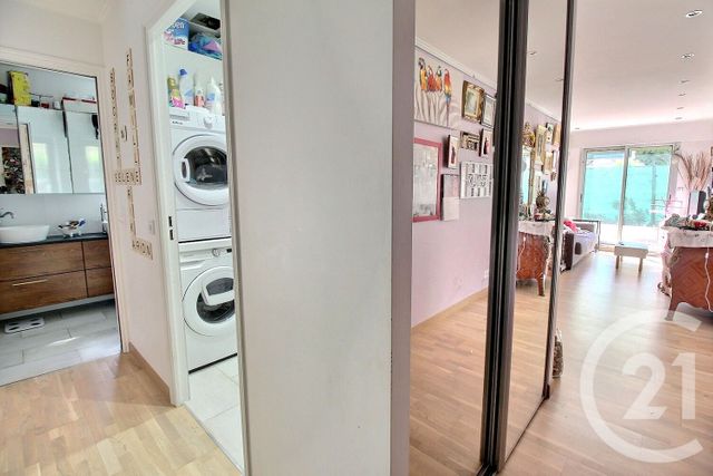 Appartement F3 à vendre - 3 pièces - 69.51 m2 - NICE - 06 - PROVENCE-ALPES-COTE-D-AZUR - Century 21 Optimmo