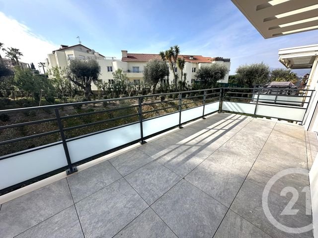 Appartement F3 à vendre - 3 pièces - 50.0 m2 - NICE - 06 - PROVENCE-ALPES-COTE-D-AZUR - Century 21 Optimmo