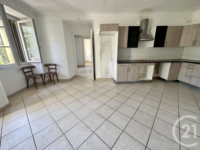 Afficher la photo en grand Appartement F3 à vendre - 3 pièces - 56.02 m2 - NICE - 06 - PROVENCE-ALPES-COTE-D-AZUR - Century 21 Optimmo