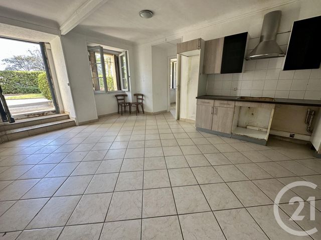 Afficher la photo en grand Appartement F3 à vendre - 3 pièces - 56.02 m2 - NICE - 06 - PROVENCE-ALPES-COTE-D-AZUR - Century 21 Optimmo