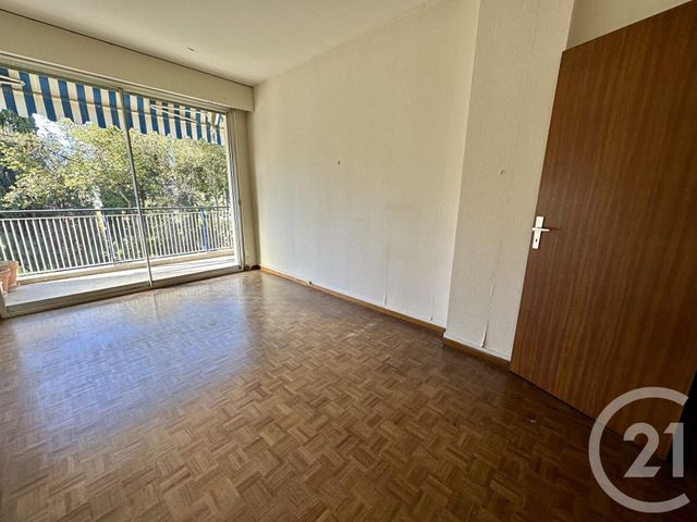 Afficher la photo en grand Appartement F3 à vendre - 3 pièces - 82.73 m2 - NICE - 06 - PROVENCE-ALPES-COTE-D-AZUR - Century 21 Optimmo