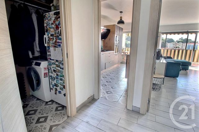 Appartement F3 à vendre - 3 pièces - 69.42 m2 - NICE - 06 - PROVENCE-ALPES-COTE-D-AZUR - Century 21 Optimmo
