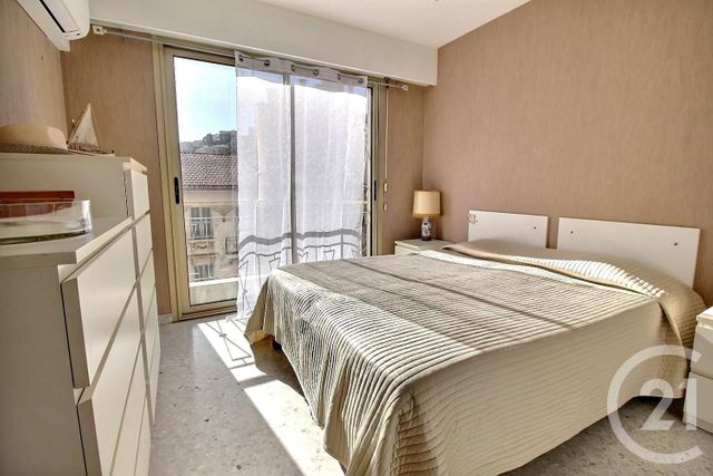 Appartement F3 à vendre - 3 pièces - 69.24 m2 - NICE - 06 - PROVENCE-ALPES-COTE-D-AZUR - Century 21 Optimmo