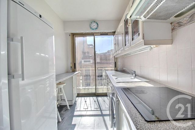 Appartement F3 à vendre - 3 pièces - 69.24 m2 - NICE - 06 - PROVENCE-ALPES-COTE-D-AZUR - Century 21 Optimmo