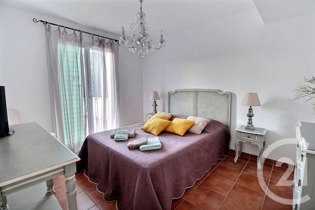 maison à vendre - 7 pièces - 142.0 m2 - ROQUEBRUNE SUR ARGENS - 83 - PROVENCE-ALPES-COTE-D-AZUR - Century 21 Optimmo