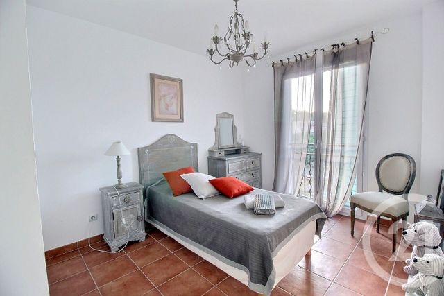 maison à vendre - 7 pièces - 142.0 m2 - ROQUEBRUNE SUR ARGENS - 83 - PROVENCE-ALPES-COTE-D-AZUR - Century 21 Optimmo