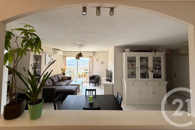 Appartement F4 à vendre - 4 pièces - 81.9 m2 - NICE - 06 - PROVENCE-ALPES-COTE-D-AZUR - Century 21 Optimmo