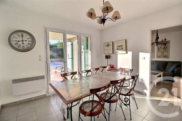 maison à vendre - 7 pièces - 142.0 m2 - ROQUEBRUNE SUR ARGENS - 83 - PROVENCE-ALPES-COTE-D-AZUR - Century 21 Optimmo