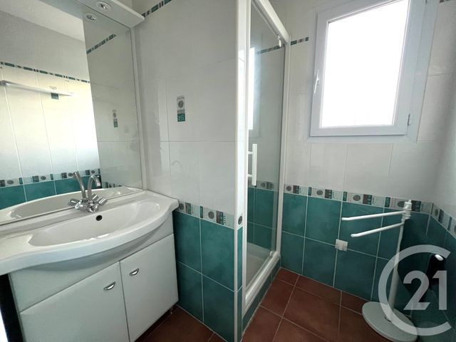 maison à vendre - 7 pièces - 142.0 m2 - ROQUEBRUNE SUR ARGENS - 83 - PROVENCE-ALPES-COTE-D-AZUR - Century 21 Optimmo