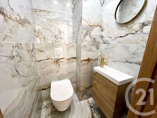 Appartement F4 à vendre - 4 pièces - 66.81 m2 - NICE - 06 - PROVENCE-ALPES-COTE-D-AZUR - Century 21 Optimmo