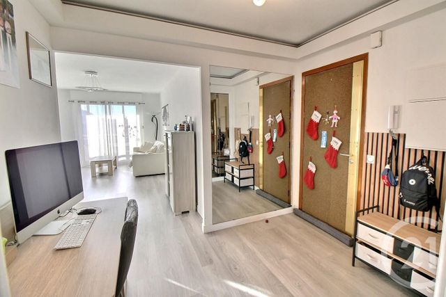 Appartement F3 à vendre - 3 pièces - 68.17 m2 - NICE - 06 - PROVENCE-ALPES-COTE-D-AZUR - Century 21 Optimmo